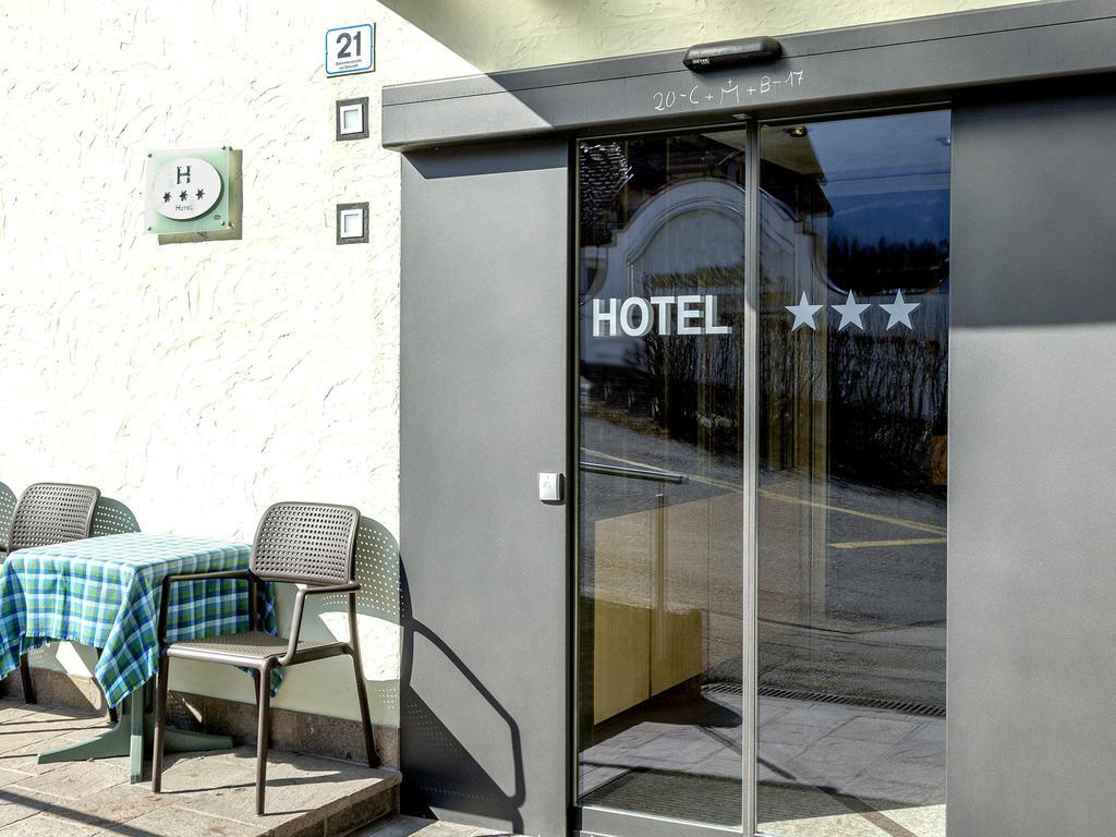 Hotel Nocker Dobbiaco Esterno foto