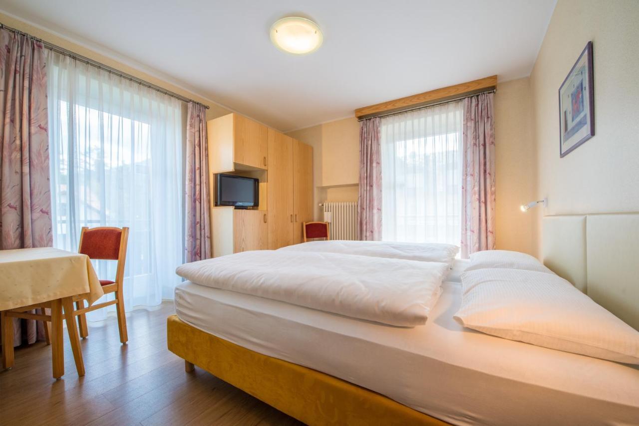 Hotel Nocker Dobbiaco Esterno foto